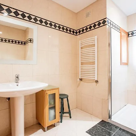 Vakantiehuis 3bdr Duplex House W/pool Mindelo