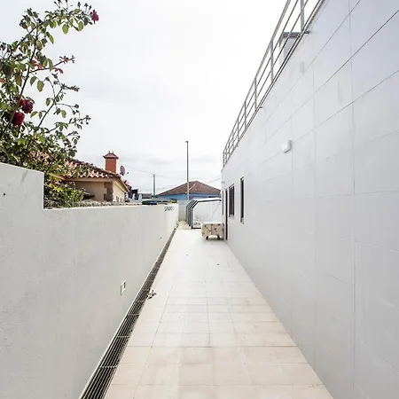 3bdr Duplex House W/pool Mindelo