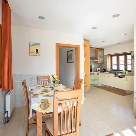 Vakantiehuis 3bdr Duplex House W/pool *