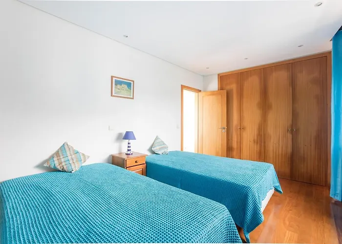 3bdr Duplex House W/pool