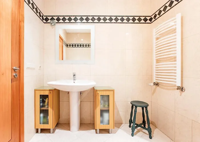 3bdr Duplex House W/pool بيت للعطل *