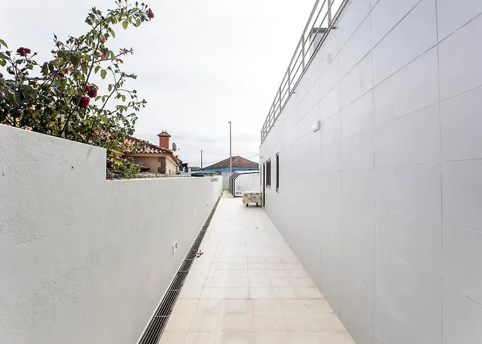 3bdr Duplex House W/pool منديلو