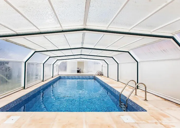 3bdr Duplex House W/pool منديلو